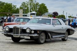E kategória, 1945 utáni tengerentúli autók– Stutz Blackhawk (1975) ifj. Kemény Attila